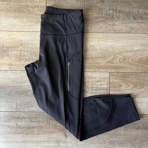 Women’s size M Athleta legging.